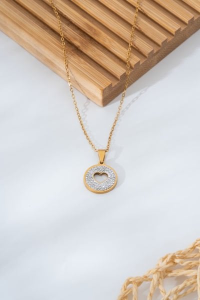 Çelik Taşlı Kolye