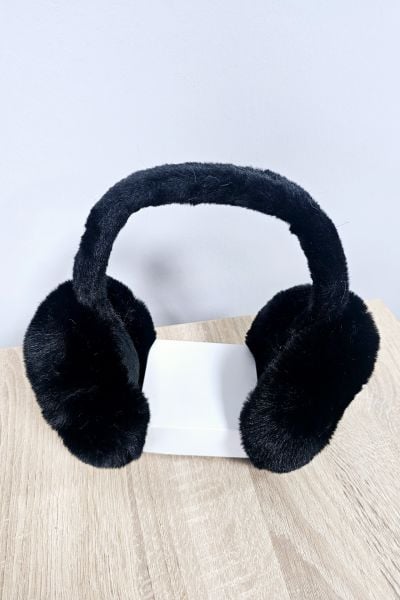Siyah Peluş Kulaklık – Klasik ve Sıcak Bir Seçim