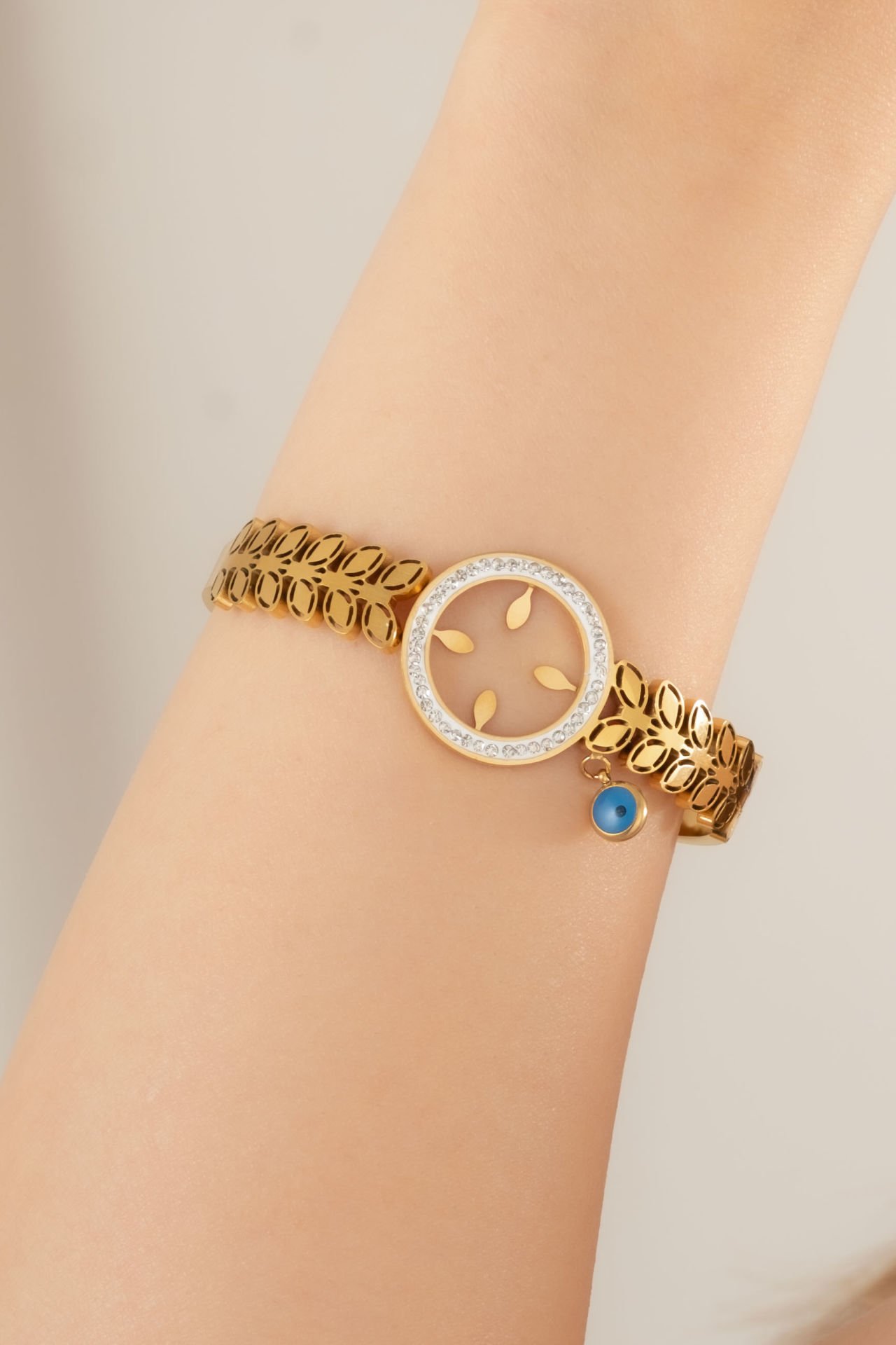 Çelik Zeytin Yaprağı Model Çeyrek Takılan Gold Bileklik