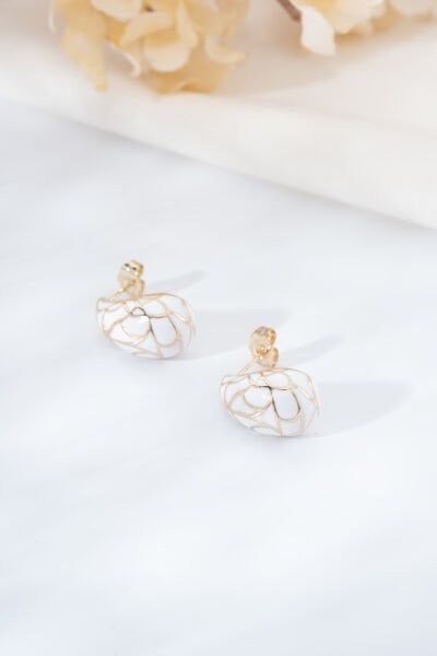 Gold Beyaz Memer Desenli Damla Küpe