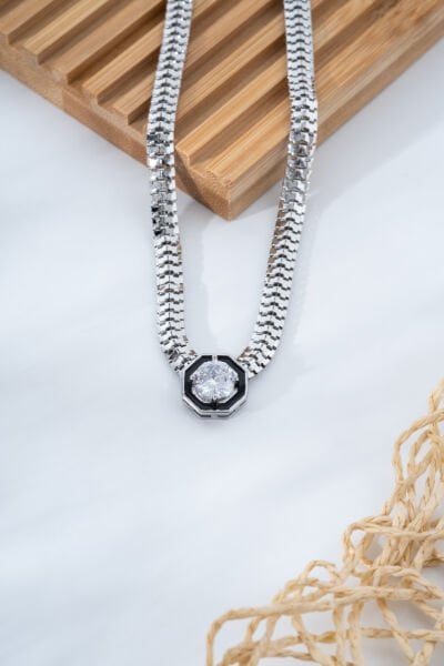 Geniş Gümüş Zincirli Büyük Taş Detaylı Modern Kadın VIP Kolye