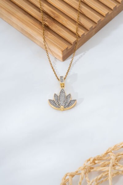 Lotus Figürlü Taş Detaylı Zincir Kadın  Kolye