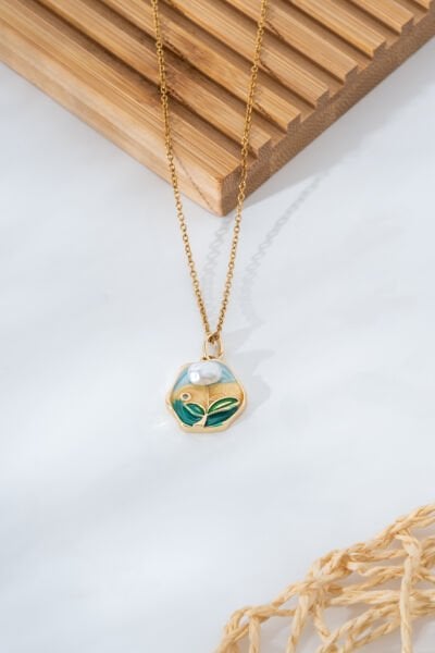 Doğa Temalı İnci ve Yaprak Detaylı Zarif Zincir Kadın Kolye