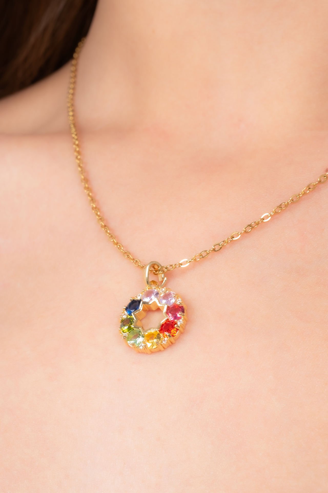 Çelik Renkli Gold Kolye