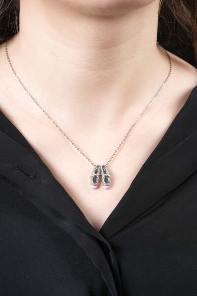 Silver Taşlı Ayakkabı Figürlü Kolye