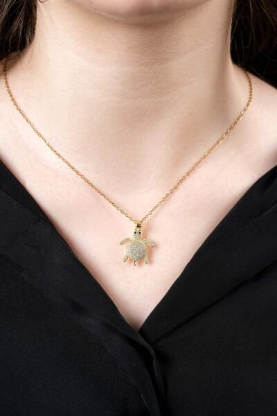 Gold Taşlı Kaplumbağa Figürlü Kolye