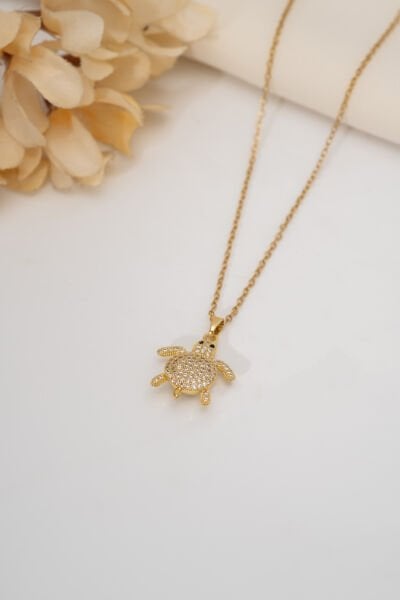 Gold Taşlı Kaplumbağa Figürlü Kolye