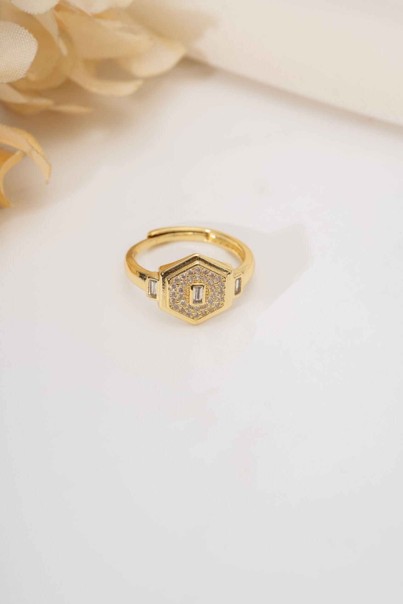 VIP Gold Altıgen Full Taşlı Yüzük