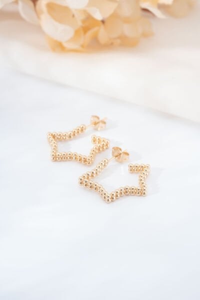 Gold Dorikalı Yıldız Küpe