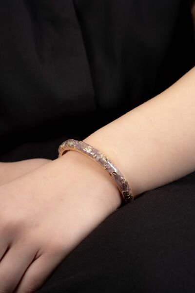 VIP MİNELİ GOLD YAPRAK DESENLİ KELEPÇE