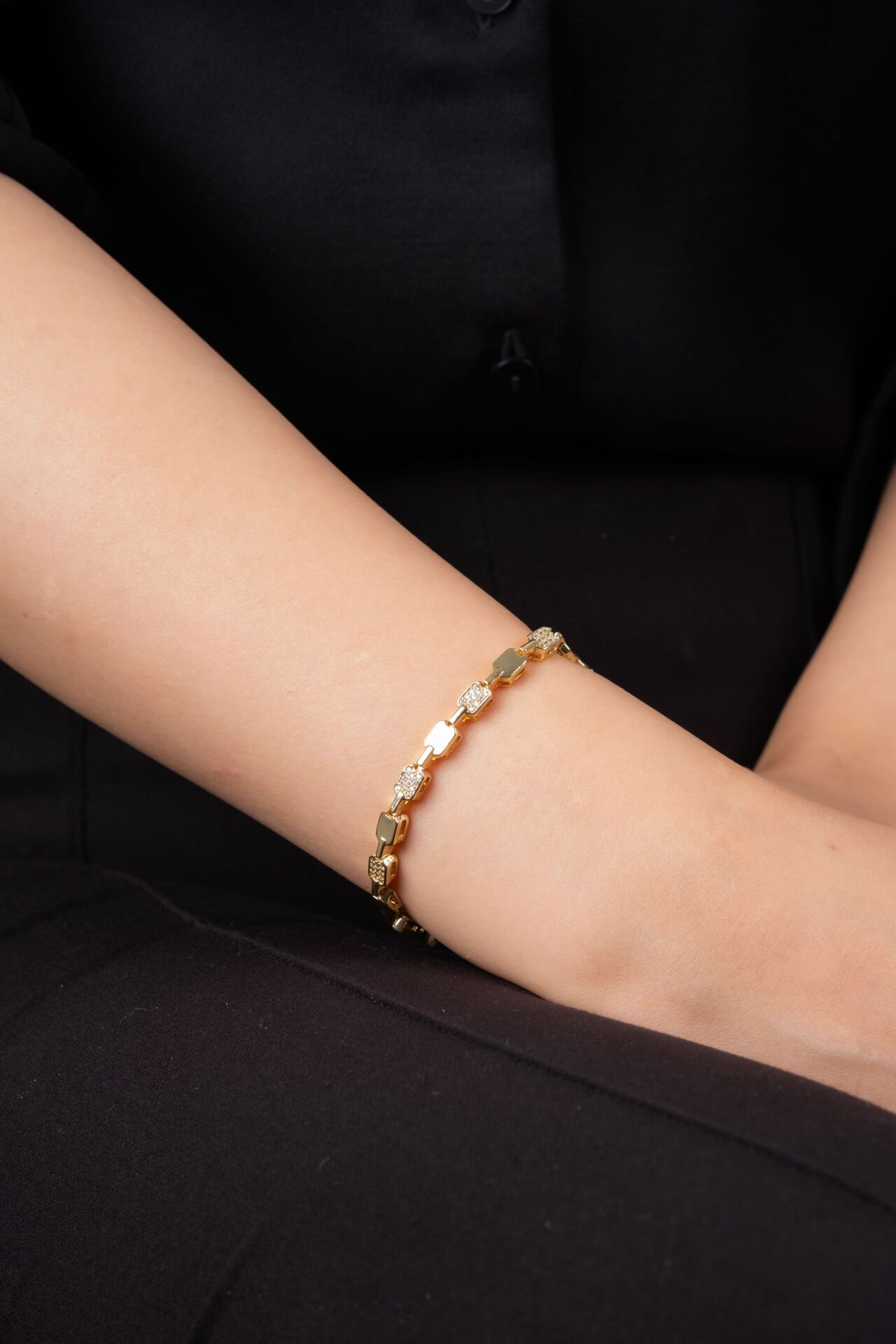 Gold Mini Dikdörtgen Taşlı Bileklik