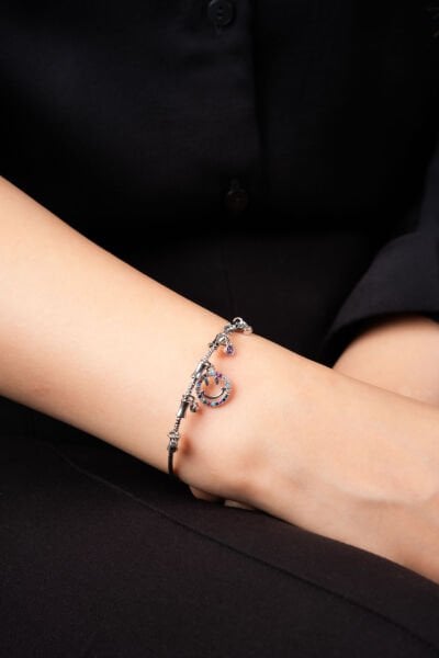 Silver Renkli Taş Detaylı Kelepçe Bileklik