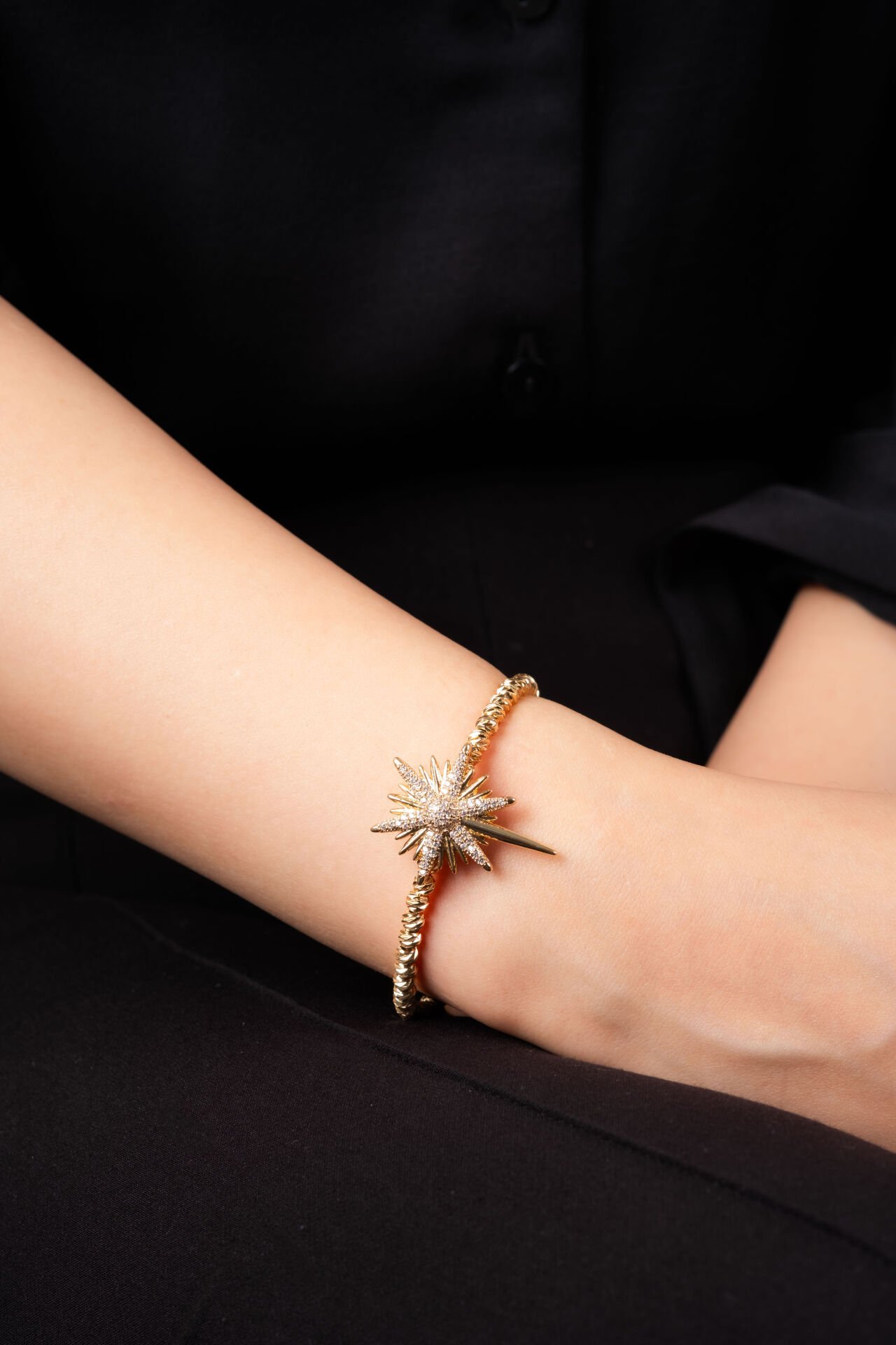 Rose Kuzey Yıldızı Kelepçe Bileklik