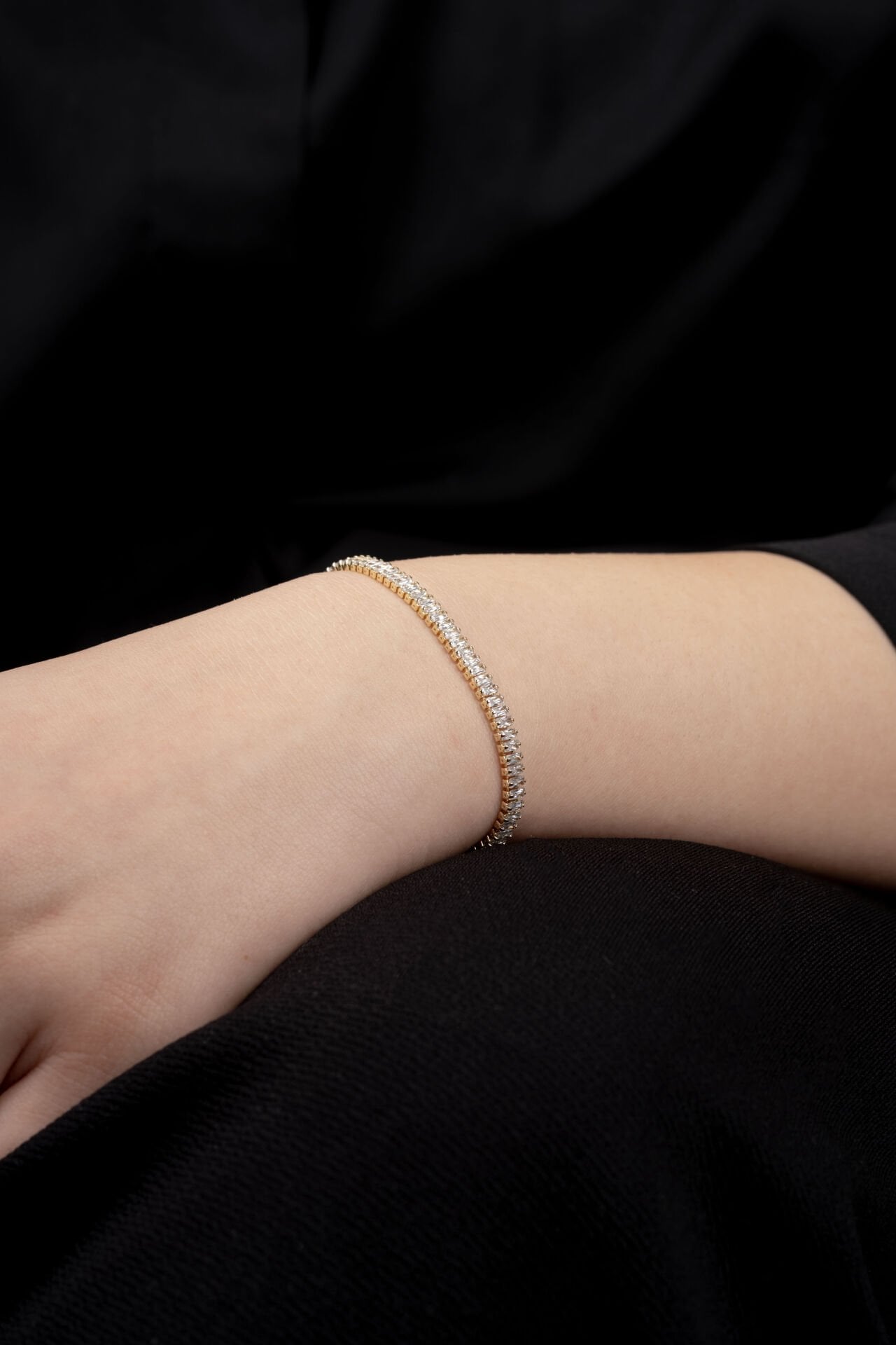 VİP GOLD İNCE KONTÜR SUYOLU BİLEKLİK