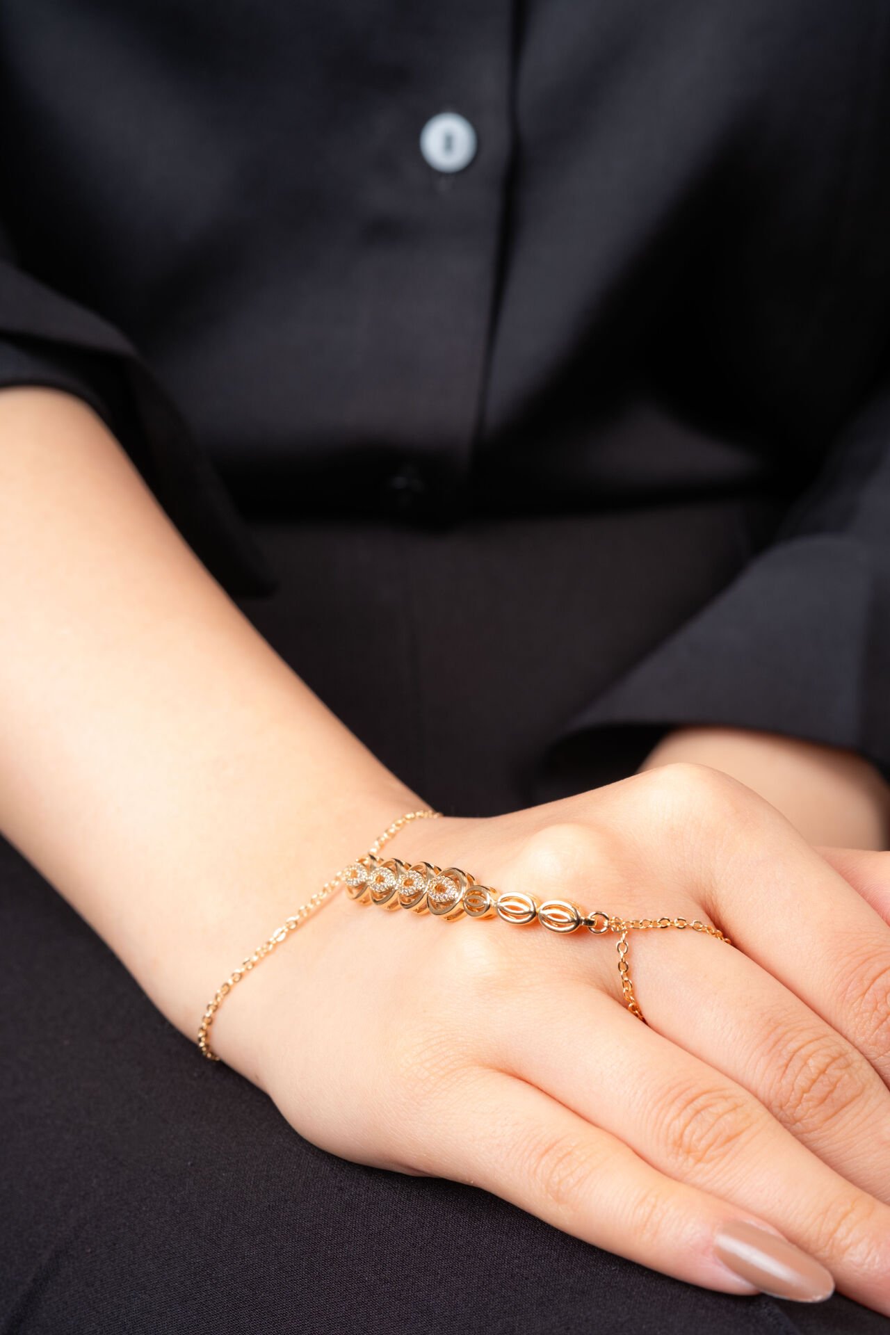 Rose Badem Taşlı Şahmeran