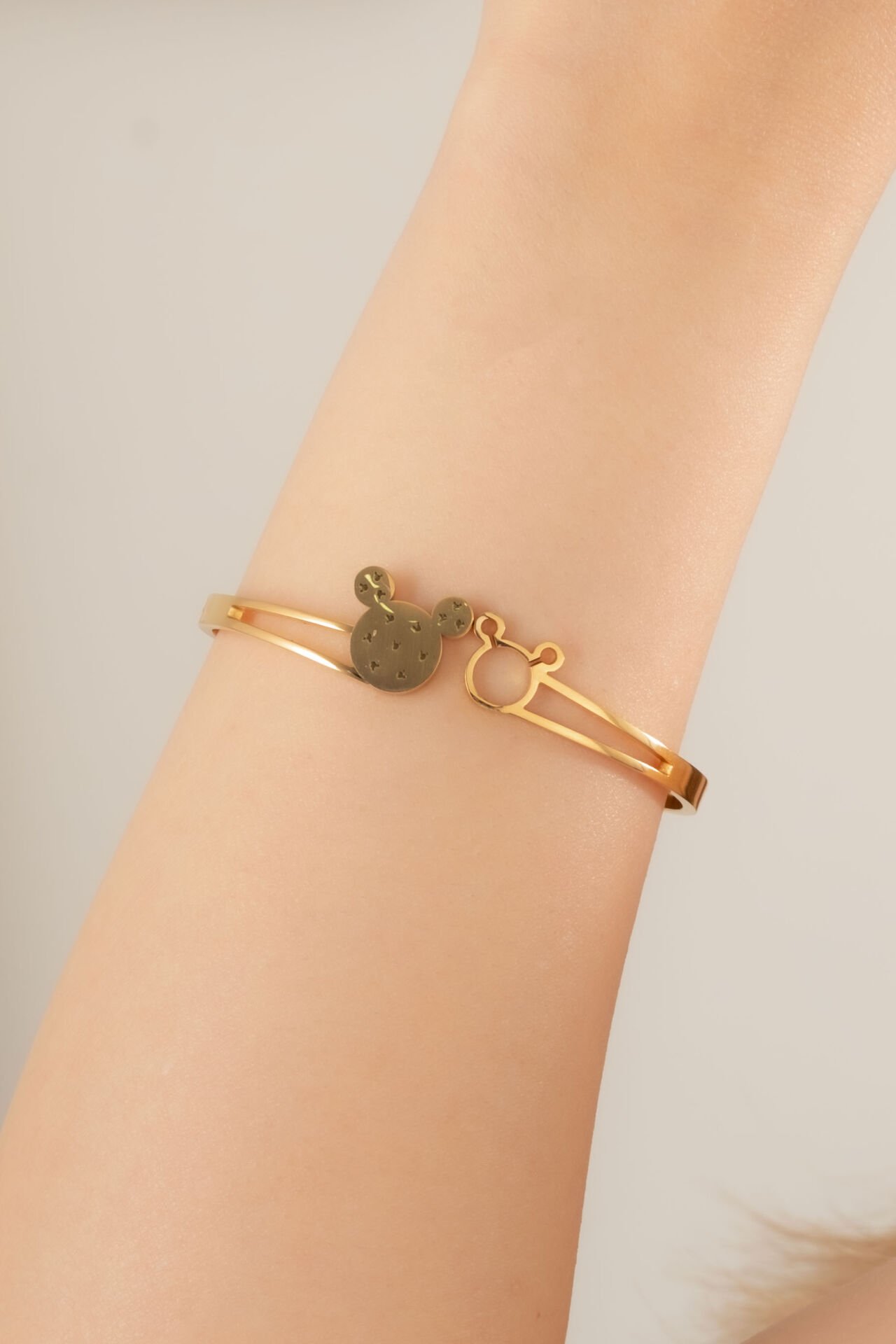 Gold Mickey Mouse Kelepçe Bileklik