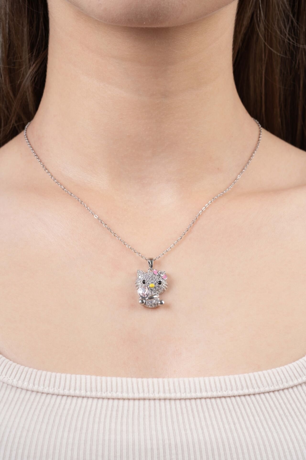 Silver Oturan Hello Kıtty Kolye