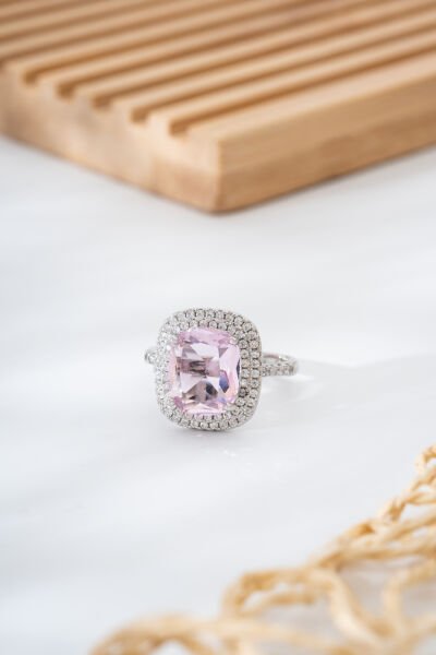 Çelik Pembe Taşlı Yüzük 9 Numara