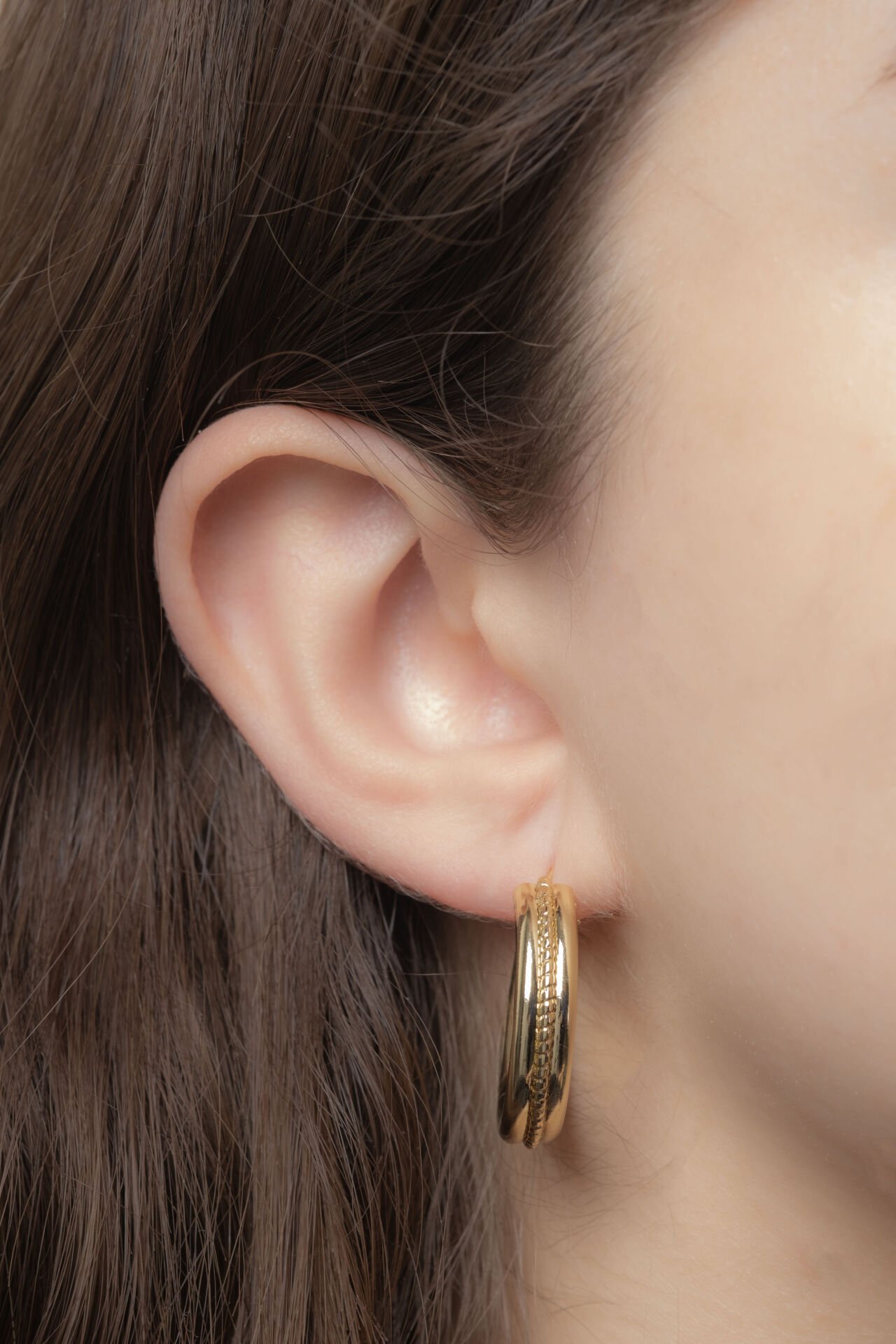 VİP GOLD HALKA ARASI TOMURCUKLU KÜPE