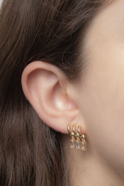 CM VIP GOLD 3 LÜ GÖRÜNÜMLÜ TAŞLI KÜPE