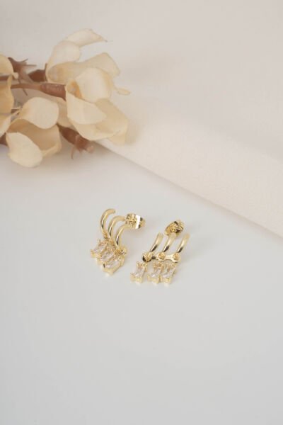 CM VIP GOLD 3 LÜ GÖRÜNÜMLÜ TAŞLI KÜPE