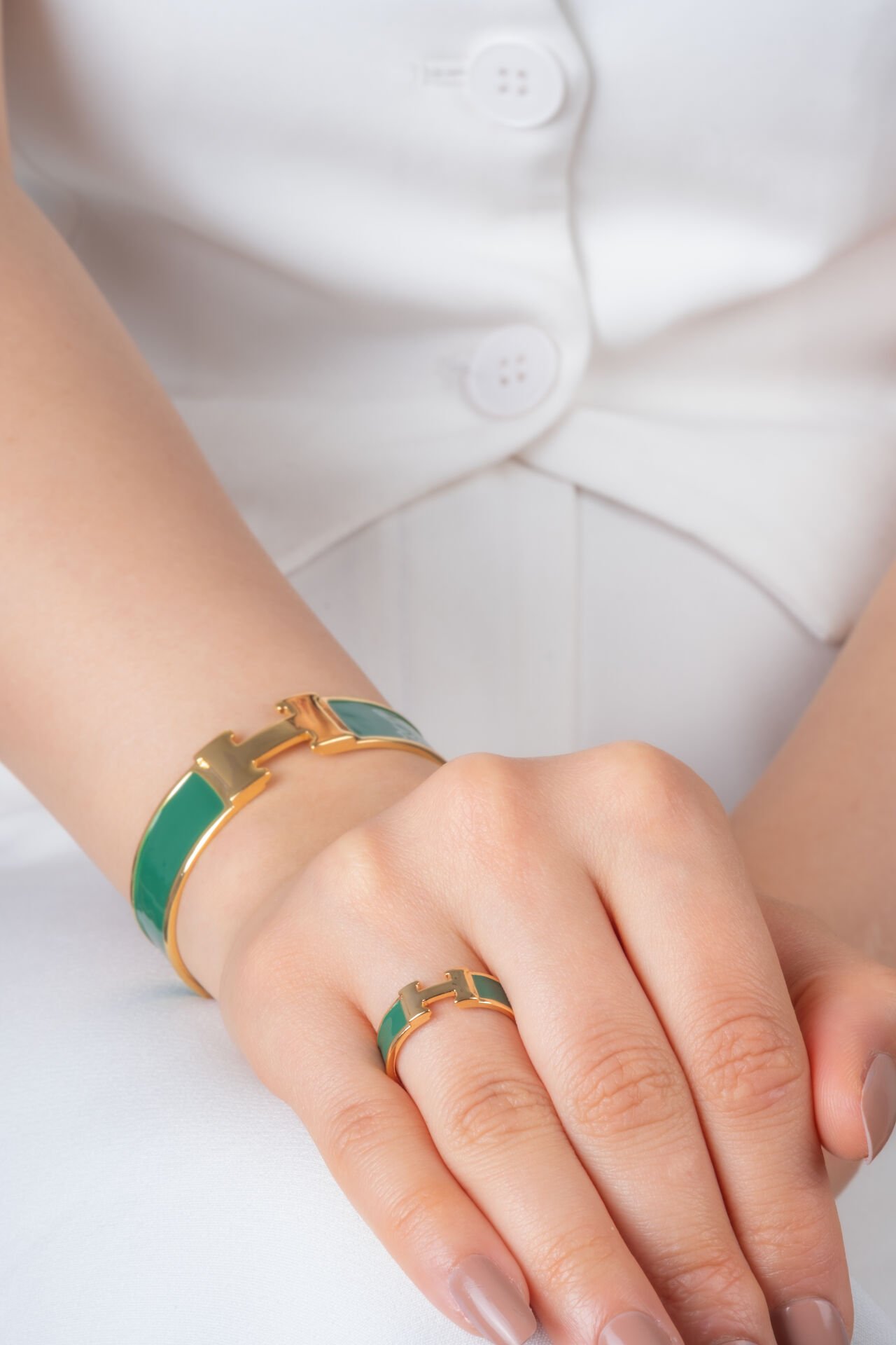 Yeşil Mine H Harfli VİP Bileklik ve Yüzük Takım