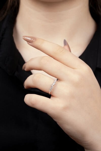 XUPİNG SİLVER ZARİF YAPRAKLI YÜZÜK