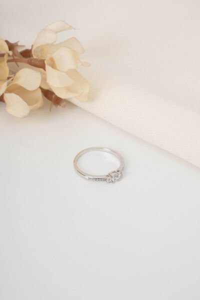 XUPİNG SİLVER KÜÇÜK TEK TAŞLI İNCE YÜZÜK