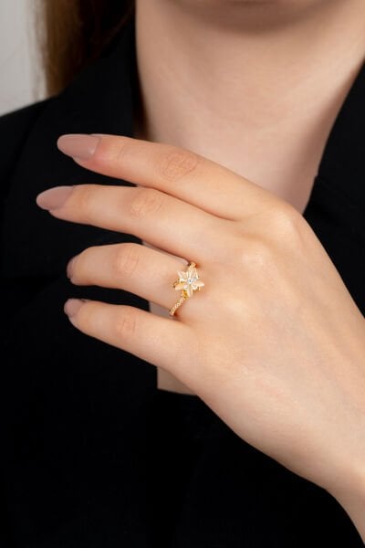 Çiçek Motifli Dönen Stres VIP Yüzüğü