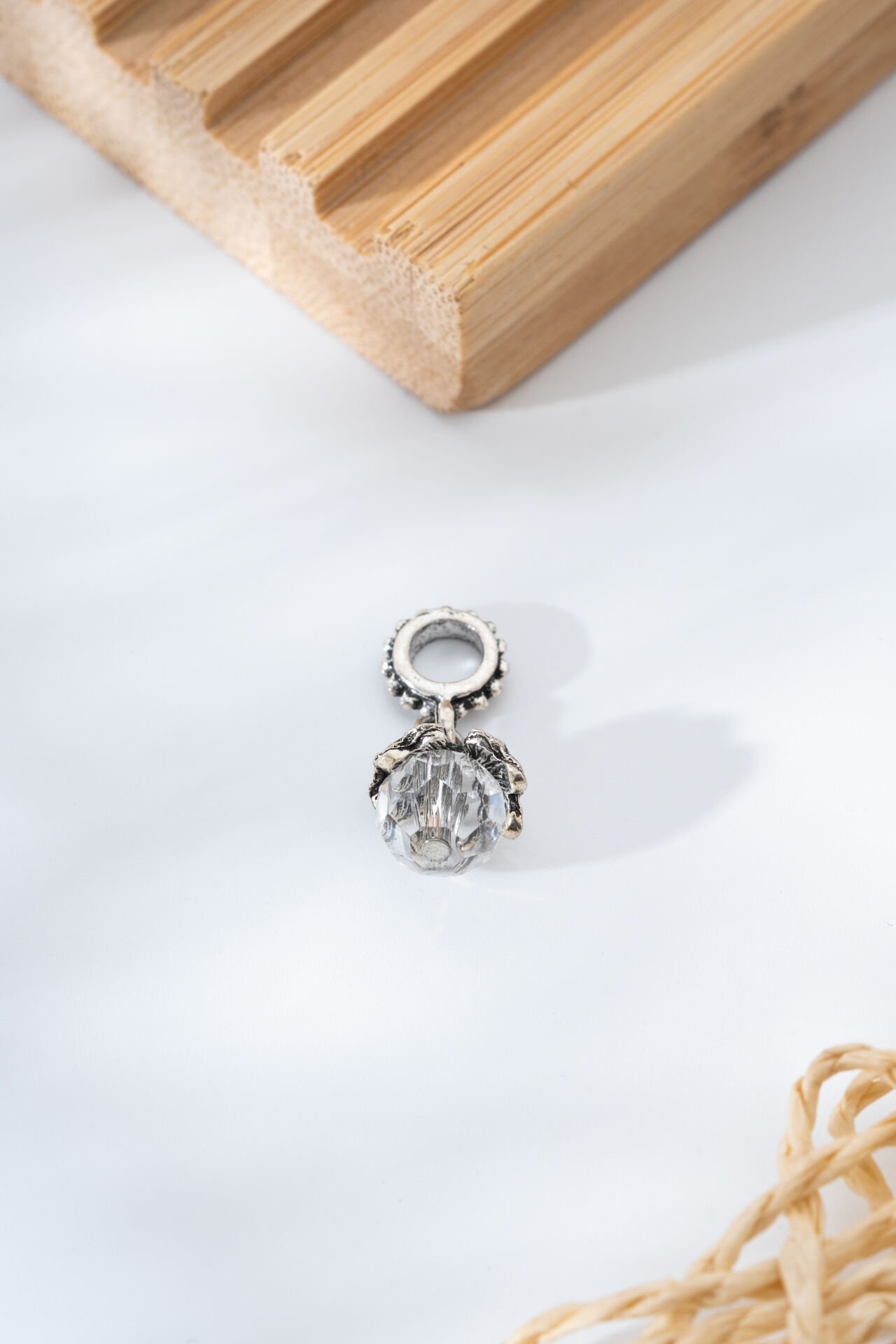 Çelik Kristal Taşlı Charm